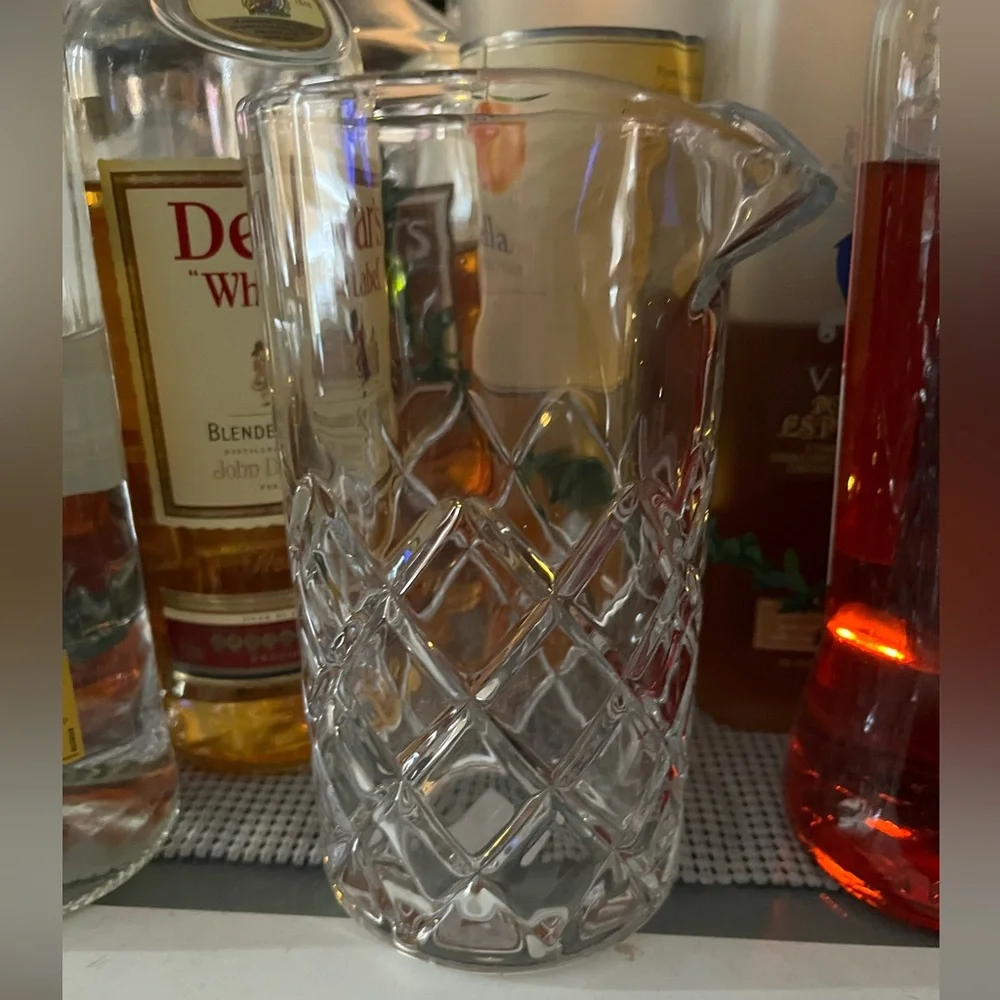 Crate&Barrel Hatch mixing glass